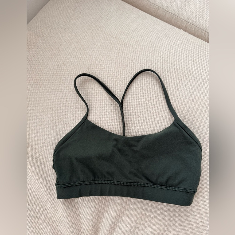 Lululemon legacy green flow y bra a/b cup great condition
